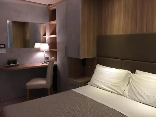 Golf Hotel 리치오네