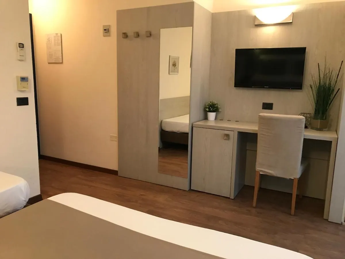 Golf Hotel 리치오네 3*,  이탈리아