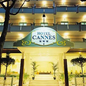 Hotel Cannes - In Pieno Centro, Riccione
